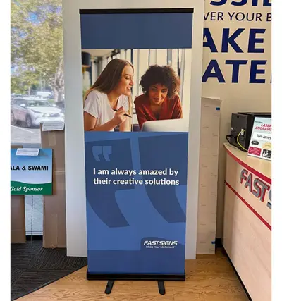 Custom banner stands Photo
